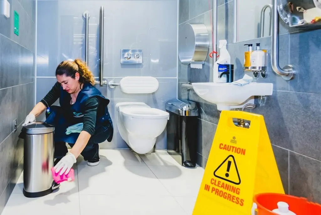 Washroom Cleaning in Ilford